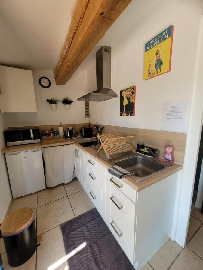 Studio Dans Maisonnette En Pierre Le Castellet  Exterior photo